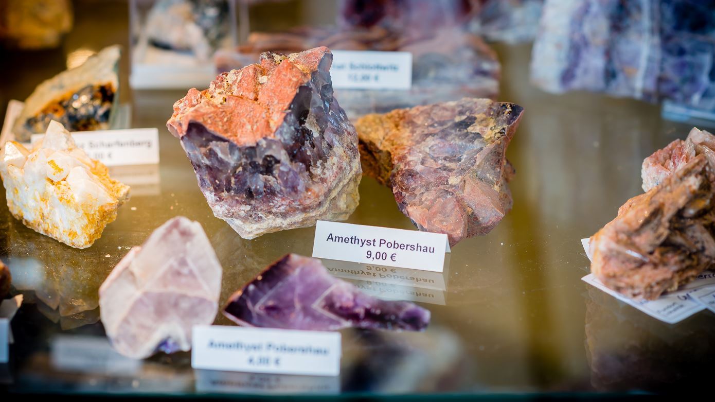Mineralien in der Ausstellung